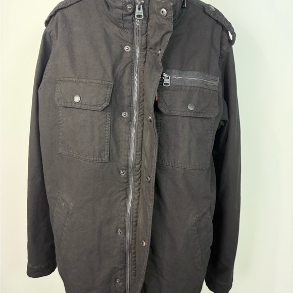 NWT Levi's Men's Two-Pocket Trucker Jacket Sherpa Lined Black Size LT - Picture 11 of 16